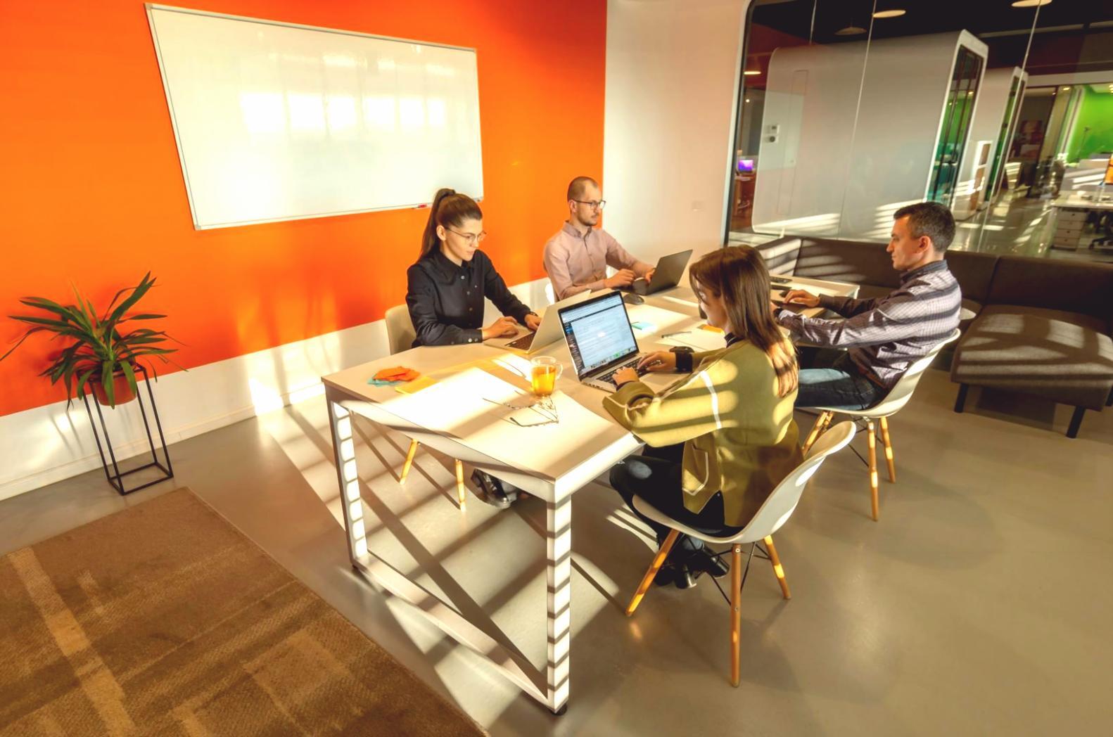 Экономические графики и аналитика